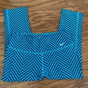 Nike Dri-fit cropped leggings